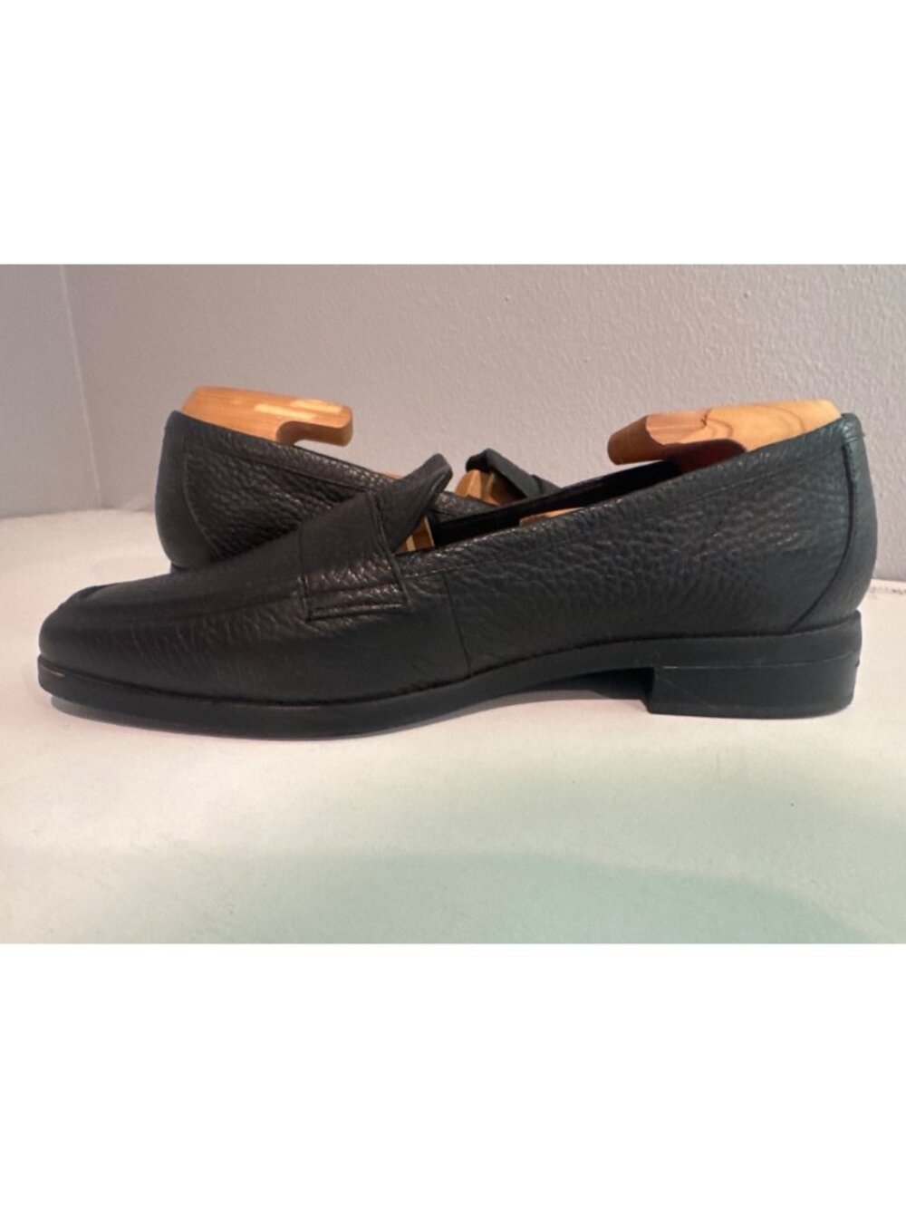 Vionic Women Shoes Sz 10 Black Pebbled Leather Sellah Low-Heeled Loafers Classic - Picture 4 of 12